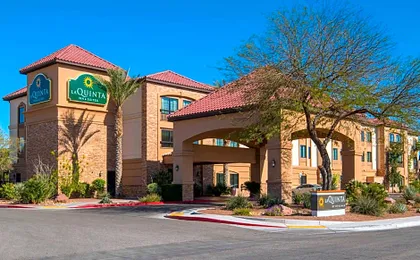 La Quinta Inn & Suites by Wyndham Las Vegas Airport South