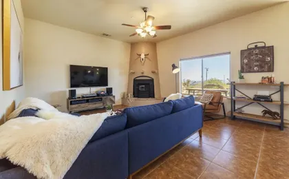 Horizon House Hot Tub, Fire Pit & Bbq Adobe In Jt 4 Bedroom Home by RedAwning