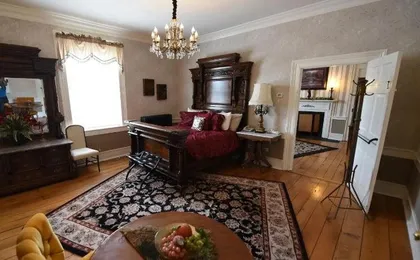 The Casselman Inn