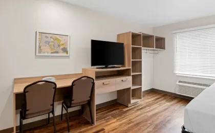 WoodSpring Suites Richmond Airport