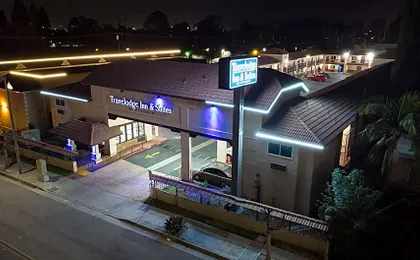 Travelodge Inn & Suites by Wyndham West Covina