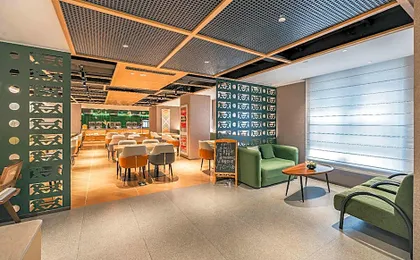 Qiuguo Hotel - Beijing Chaoyang Park Jintai Road Subway Station Branch