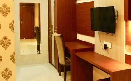 Hotel Uday Palace