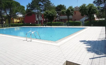 Functional Flat in a Fantastic Residence With Pool