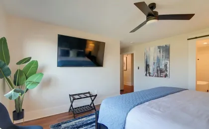 Walk to Fedex Forum! Luxe Townhome w/ Rooftop Deck