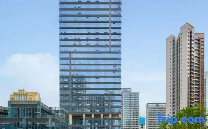 Qiuding Hotel Apartment (Shenzhen Daxing Center Longcheng Park Subway Station Store)