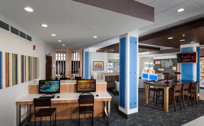 Holiday Inn Express & Suites West Des Moines - Jordan West