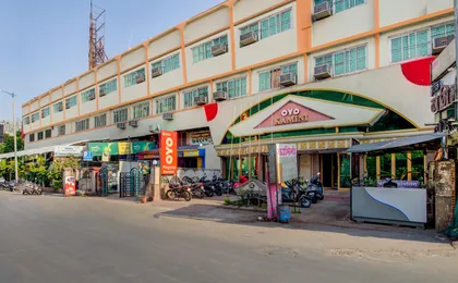 Kamini Hotel