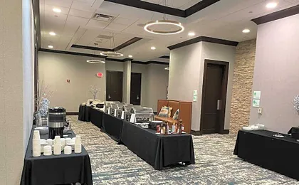 Holiday Inn Hotel & Suites Chicago Northwest - Elgin By IHG