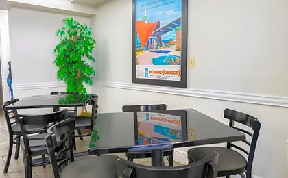 Howard Johnson by Wyndham Clearwater or Dunedin