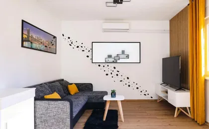 Cozy Enigma: Elegant Haven 1bdr