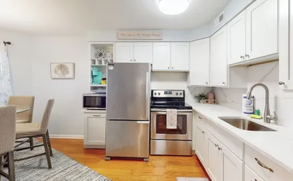 Beach Getaway Condo w/ Outdoor Pool