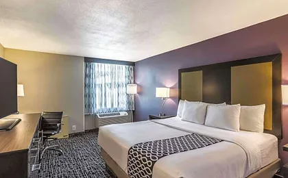 La Quinta Inn & Suites by Wyndham Colorado Springs North