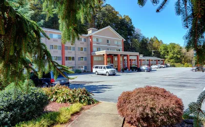 Cherokee Grand Hotel