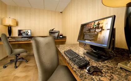 Drury Inn & Suites Near La Cantera Pkwy