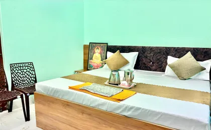 Atharv hotel