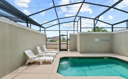 Chic Resort Getaway 15 Min to Disney