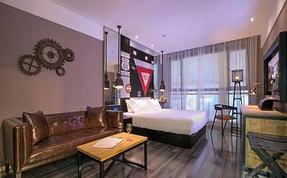 Orange Hotel Shanghai Bund Waibaidu Bridge