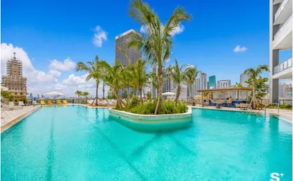 Chic 2BD Downtown Condo with Water Views
