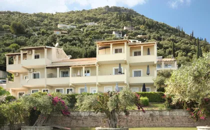 Krouzeri Beach Apartments