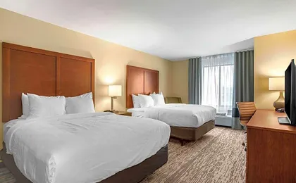 Comfort Inn & Suites Ames Near ISU Campus