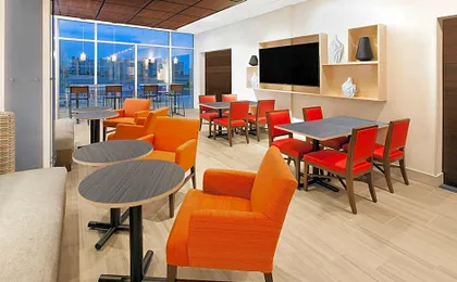 Holiday Inn Express & Suites Sterling Heights-Detroit Area By IHG