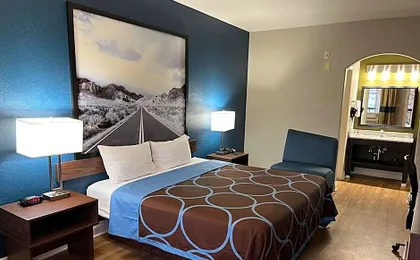 Super 8 by Wyndham San Antonio Near Fort Sam Houston