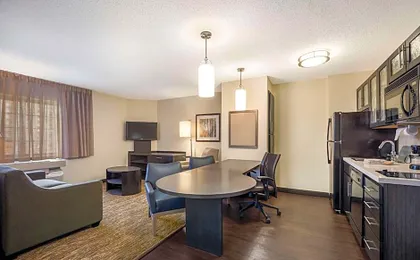 Sonesta Simply Suites Cleveland North Olmsted Airport