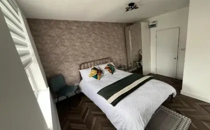 Dalston Luxe Studios (3 Miles away from Liverpool Train Station)