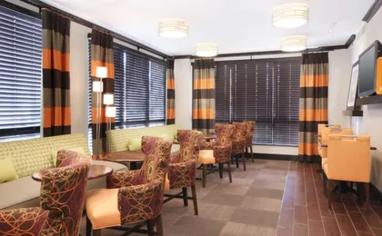 Hampton Inn Kansas City/Overland Park (H)
