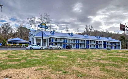 Days Inn by Wyndham Harriman