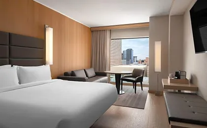 AC Hotel Phoenix Downtown