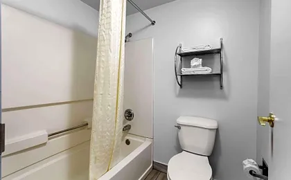 Suburban Studios Chattanooga Northeast - Ooltewah