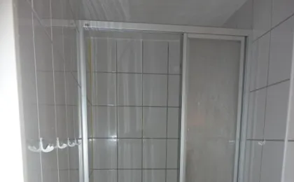 Buch-Ein-Bett Hostel