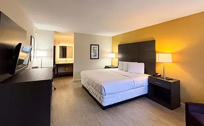 Motel 6 Charlotte, NC Northlake