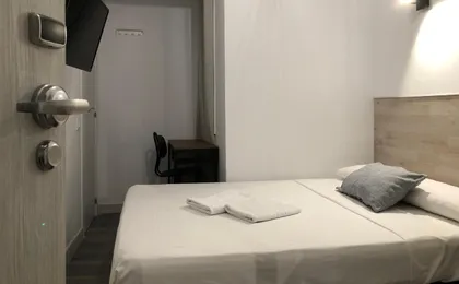 Hostal Abami II