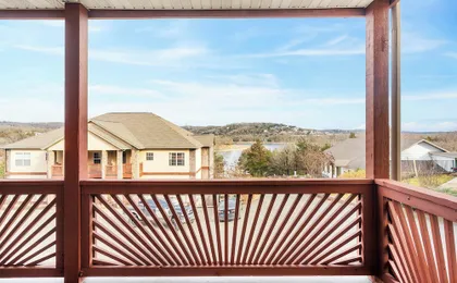 Rockwood Lakeview Getaway Incredible Location!