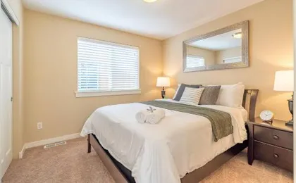 Quiet, Four bedrooms, 2 King Beds