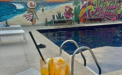 Americas Townhouse Hotel