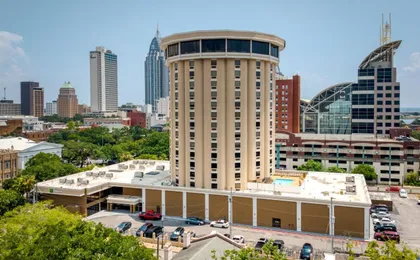 Holiday Inn Mobile - Downtown/Historic District