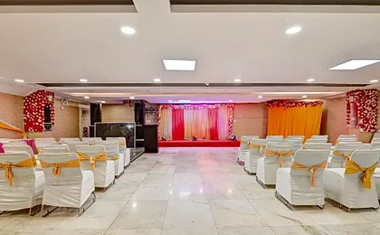 HOTEL MARKS INN & BANQUET