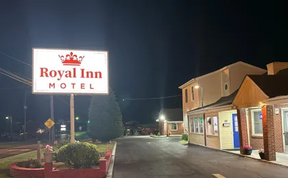 Royal Inn Motel (Adults only)