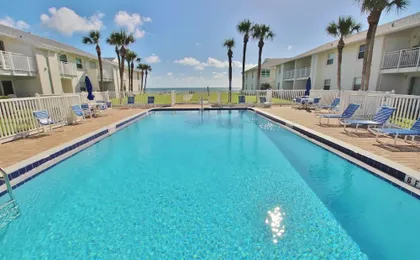 Colony Beach Club 126