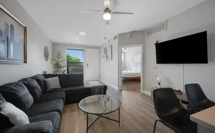 Central Relaxing 1br Phoenix Retreat Near Airport 1 Bedroom Apts