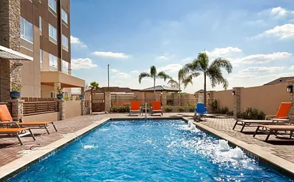 Holiday Inn Express & Suites Edinburg- Mcallen Area By IHG