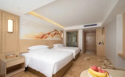 Vienna International Hotel (Chongqing Yuanyang Ditiezhan Garden Expo)