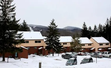 One Bedroom Edgemont Condo A1 Near Base Ski Back
