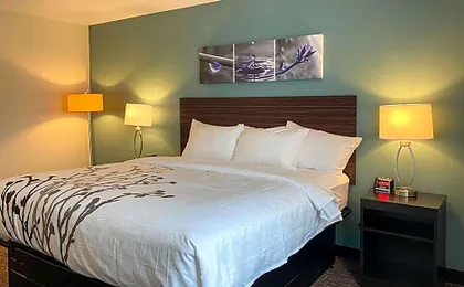 Sleep Inn & Suites - Coliseum Area