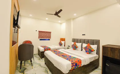 Fabhotel Blue Bell