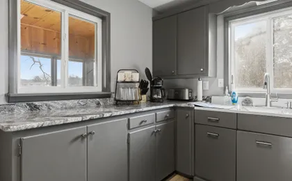 Charming & Cozy Waterfront Cabin at 21mm Near Shorty Pants